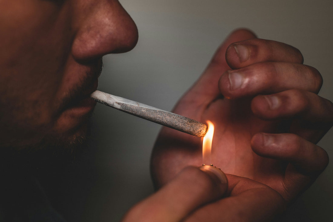 Pre-Roll vs Vape Cartridge